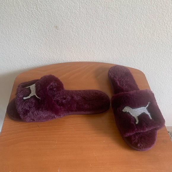 Victoria's Secret Pink Dog Logo Open
Toe Slippers,women’s size medium 7/8 purple - Picture 3 of 6